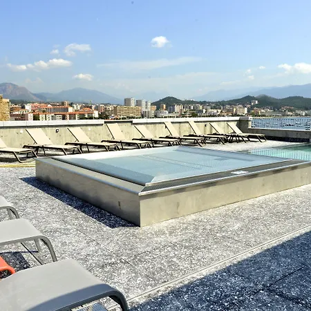 Ibis Styles Napoleon ホテル 3*