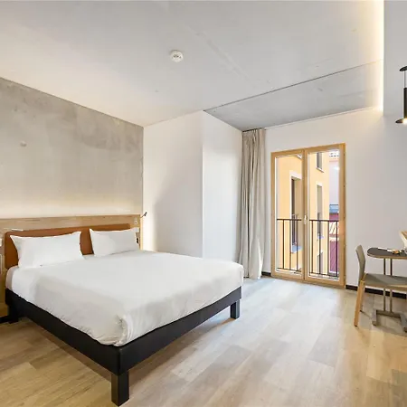 Ibis Styles Napoleon 호텔 3*