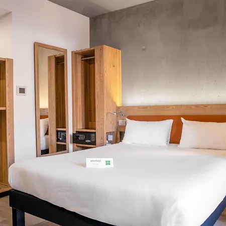 Ibis Styles Napoleon 3*