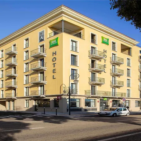 Ibis Styles Napoleon Hotel