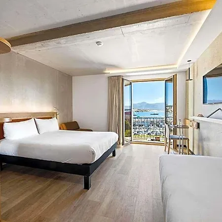 Hotel Ibis Styles Napoleon 3*