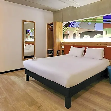 Hotel Ibis Styles Napoleon Ajaccio (Corsica)